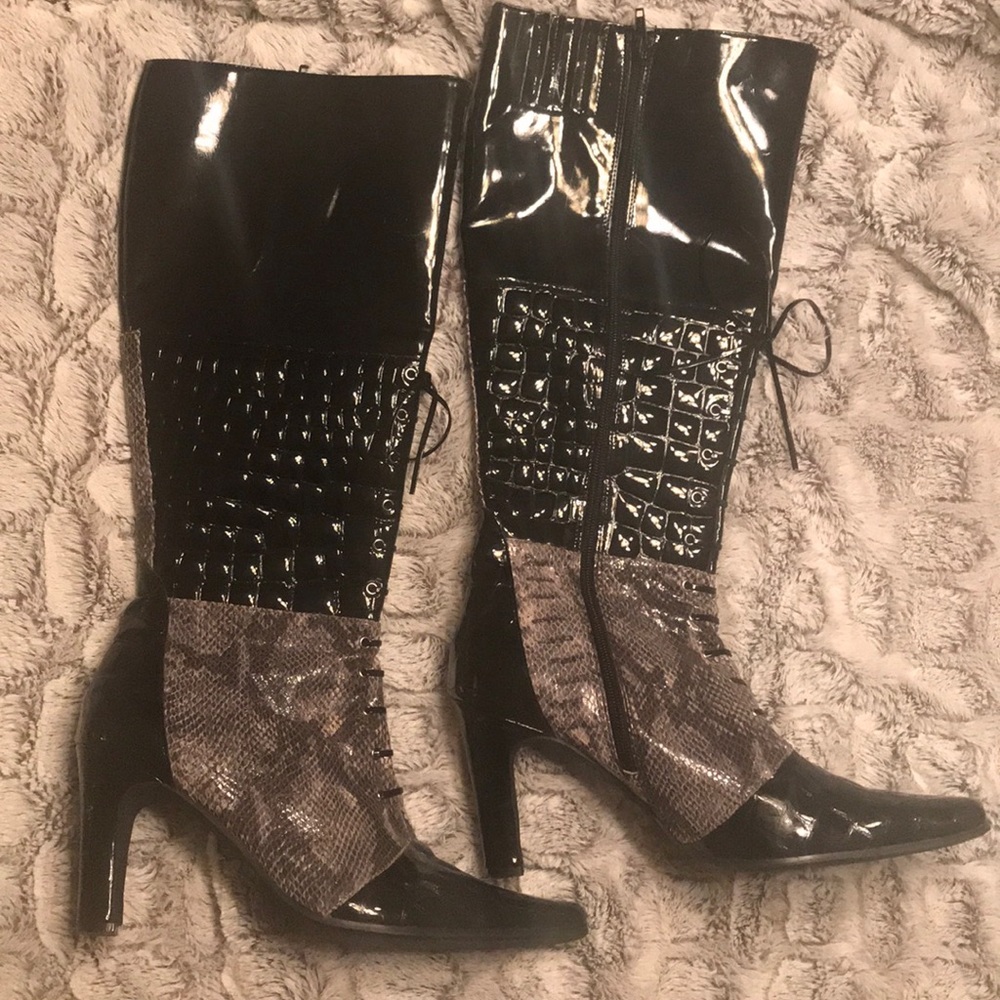 Bellini size 9.5 patent leather boots